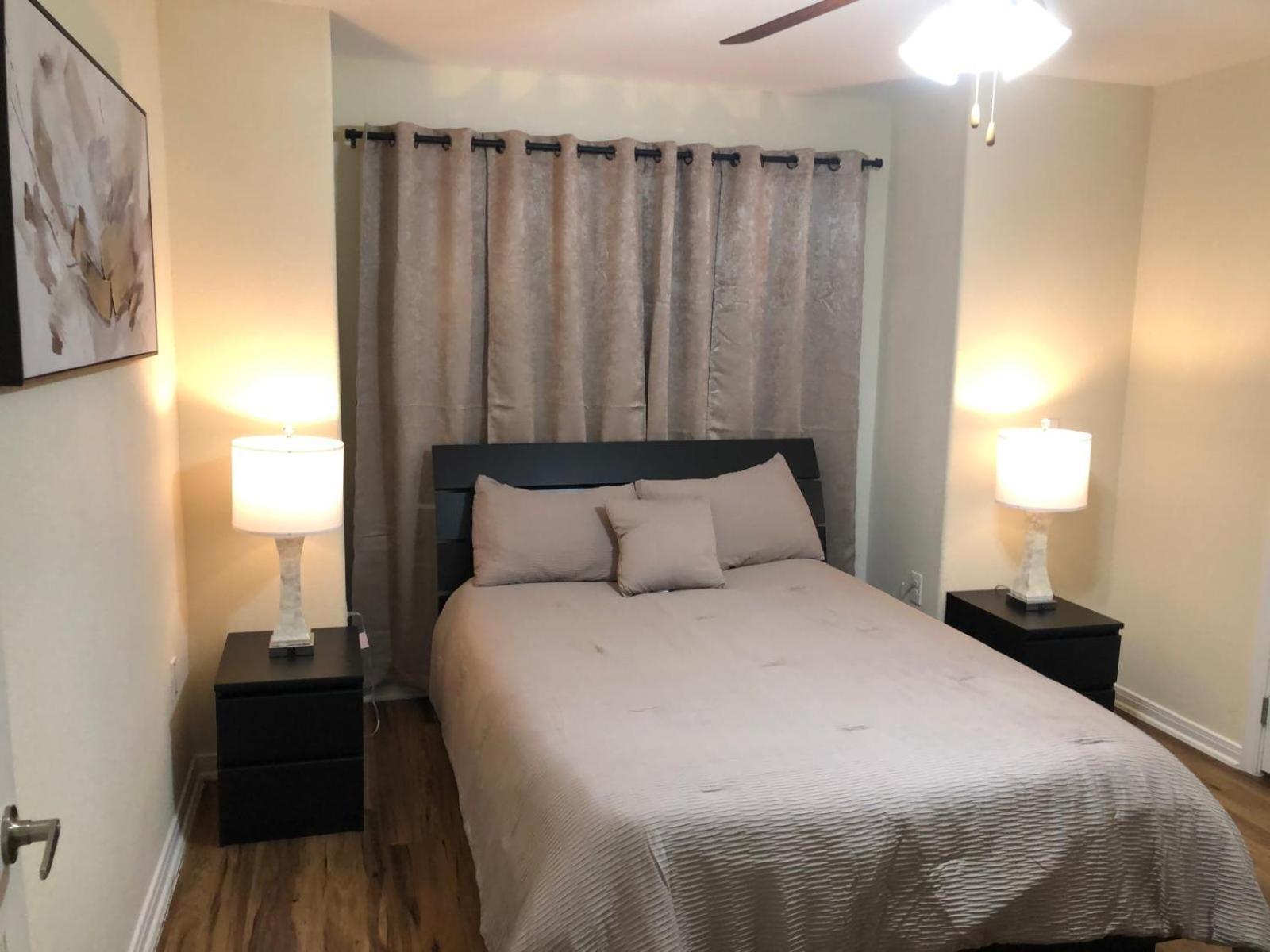 Spacious Villa Close To The Beach, 10 Sleeps Galveston Exterior photo