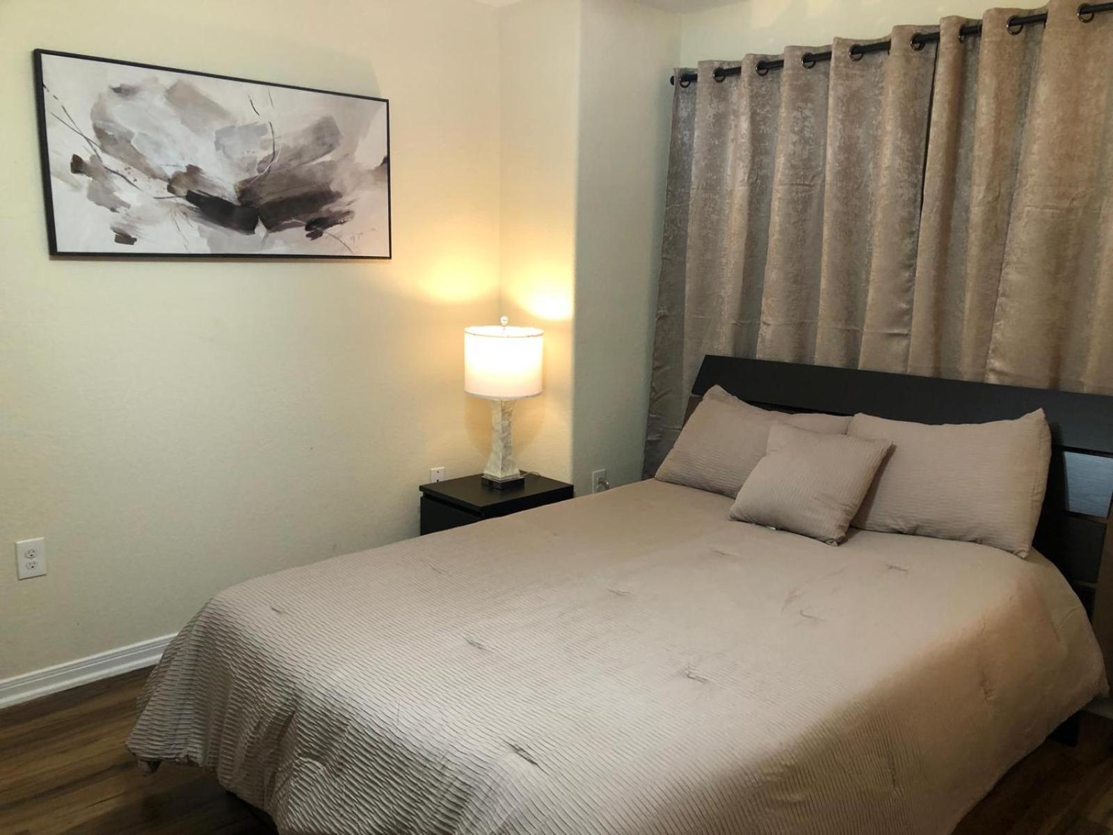 Spacious Villa Close To The Beach, 10 Sleeps Galveston Exterior photo